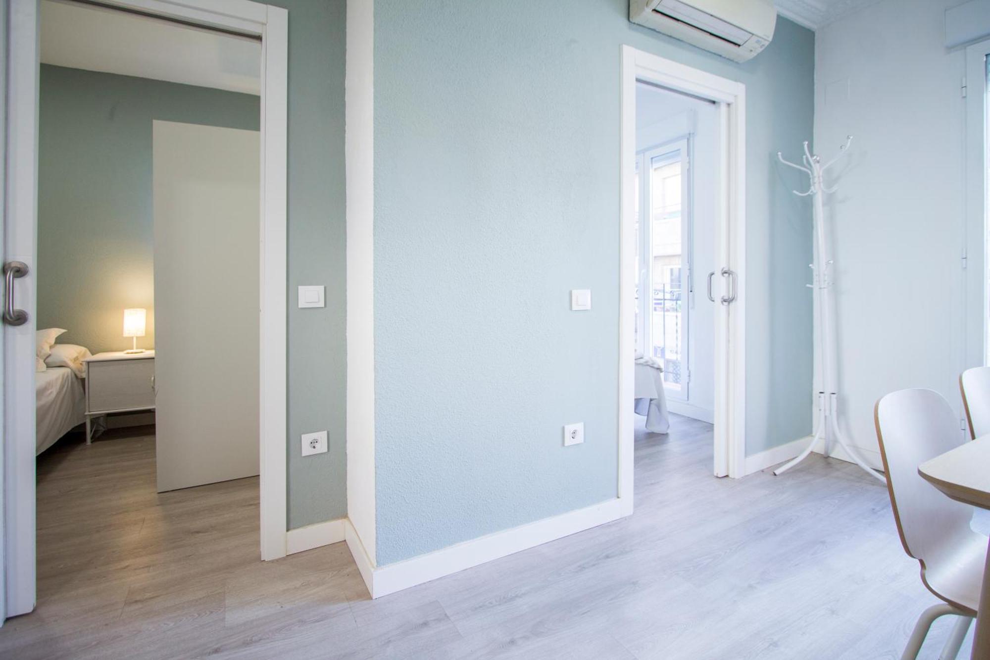 Apartamentos Tetuan Sandino Madrid Luaran gambar