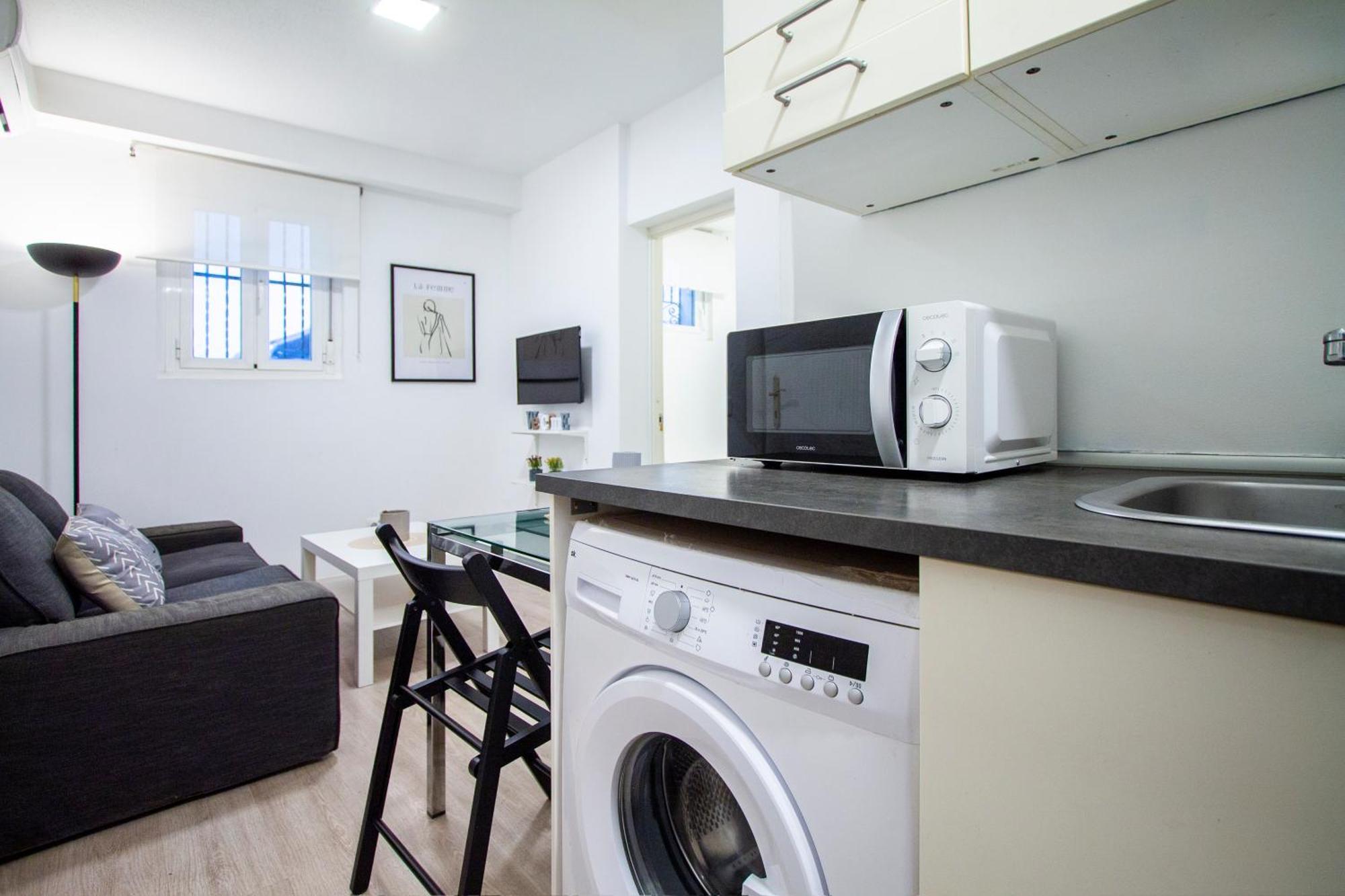 Apartamentos Tetuan Sandino Madrid Luaran gambar