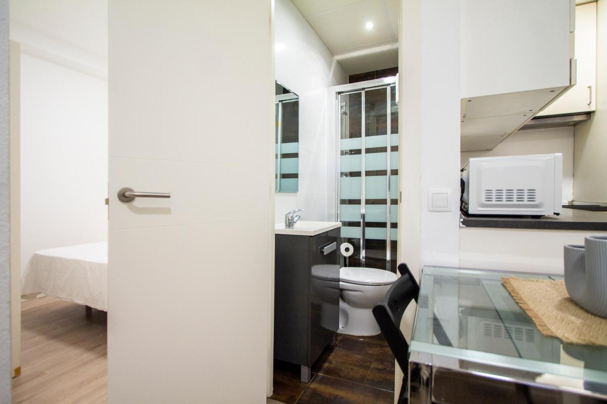 Apartamentos Tetuan Sandino Madrid Luaran gambar