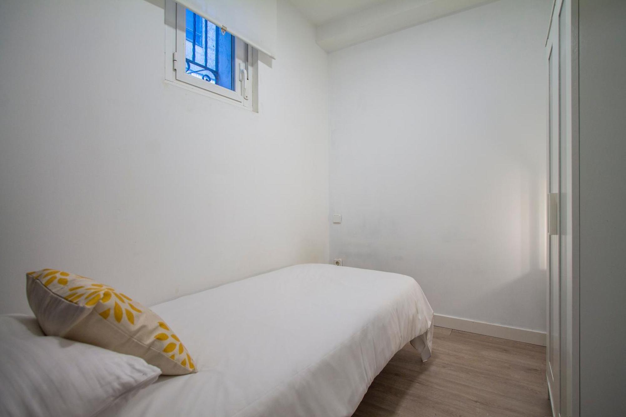 Apartamentos Tetuan Sandino Madrid Luaran gambar