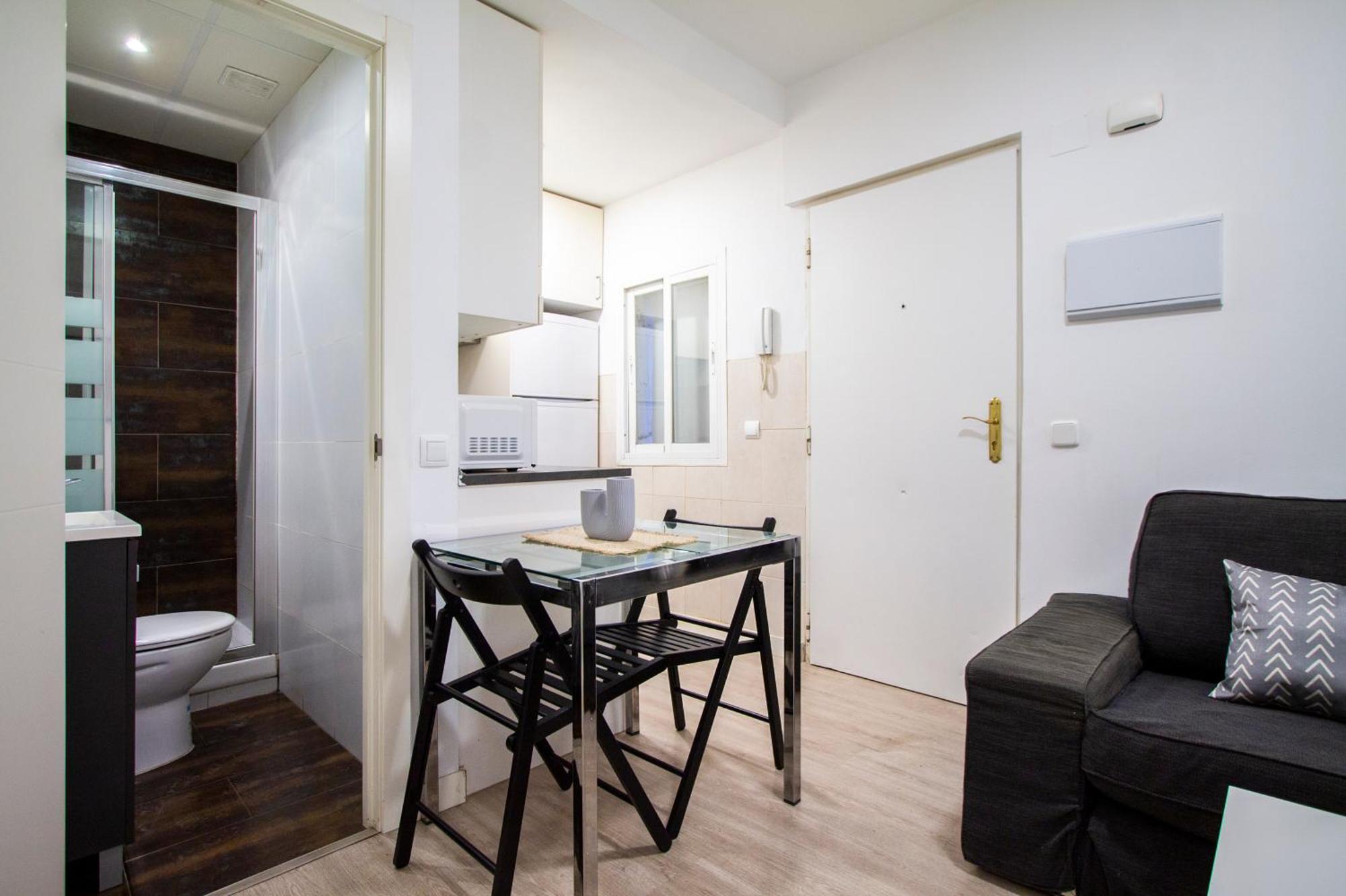 Apartamentos Tetuan Sandino Madrid Luaran gambar