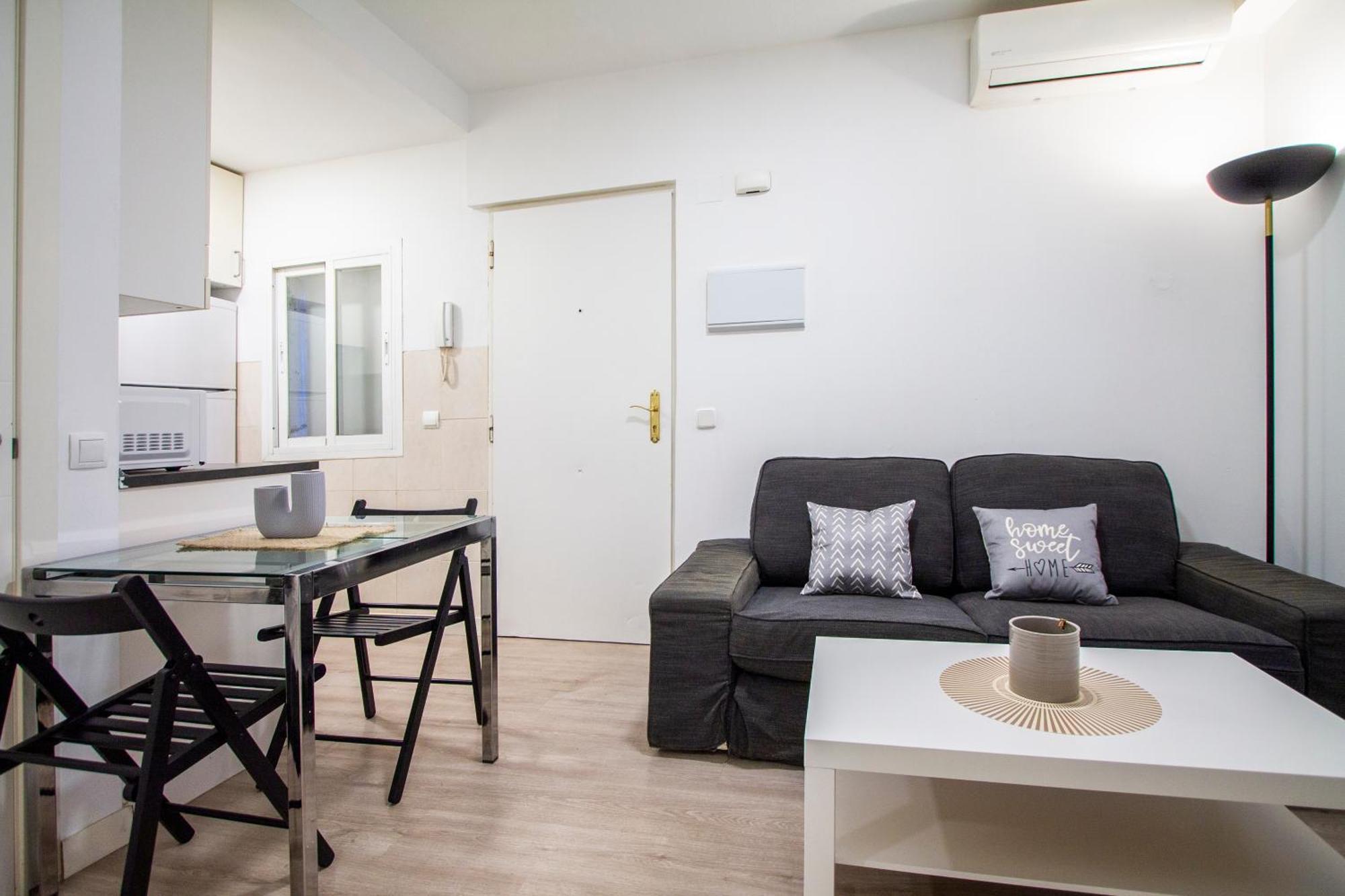 Apartamentos Tetuan Sandino Madrid Luaran gambar