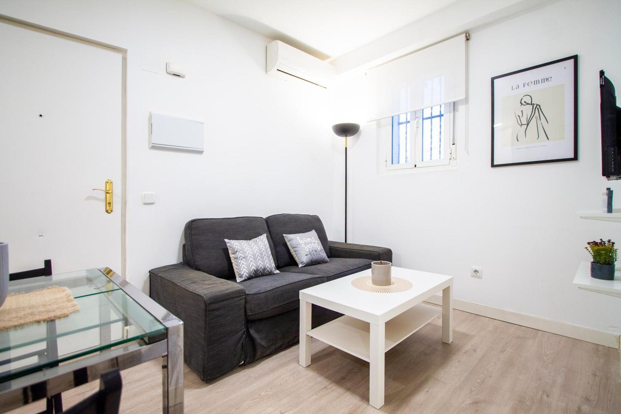 Apartamentos Tetuan Sandino Madrid Luaran gambar