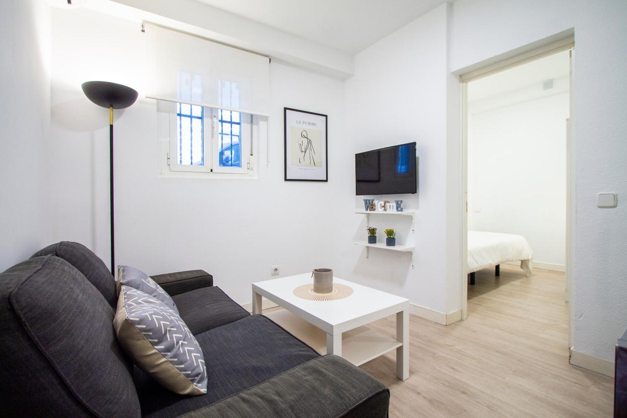 Apartamentos Tetuan Sandino Madrid Luaran gambar