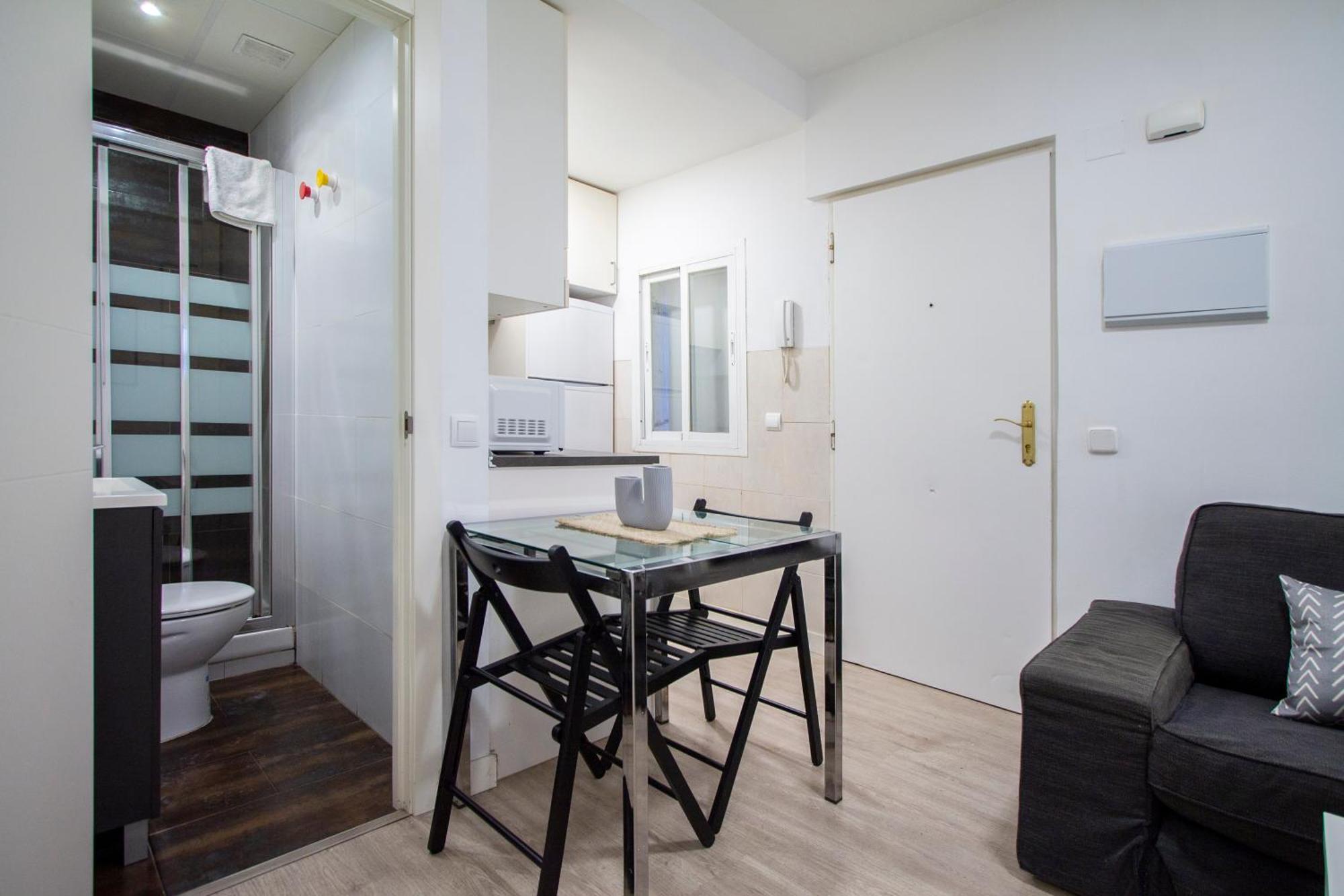 Apartamentos Tetuan Sandino Madrid Luaran gambar