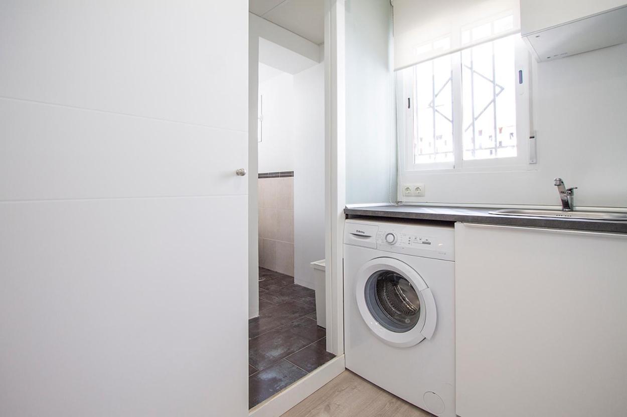 Apartamentos Tetuan Sandino Madrid Luaran gambar