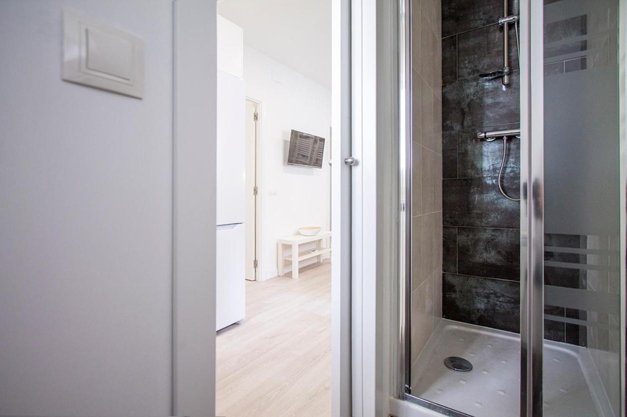 Apartamentos Tetuan Sandino Madrid Luaran gambar