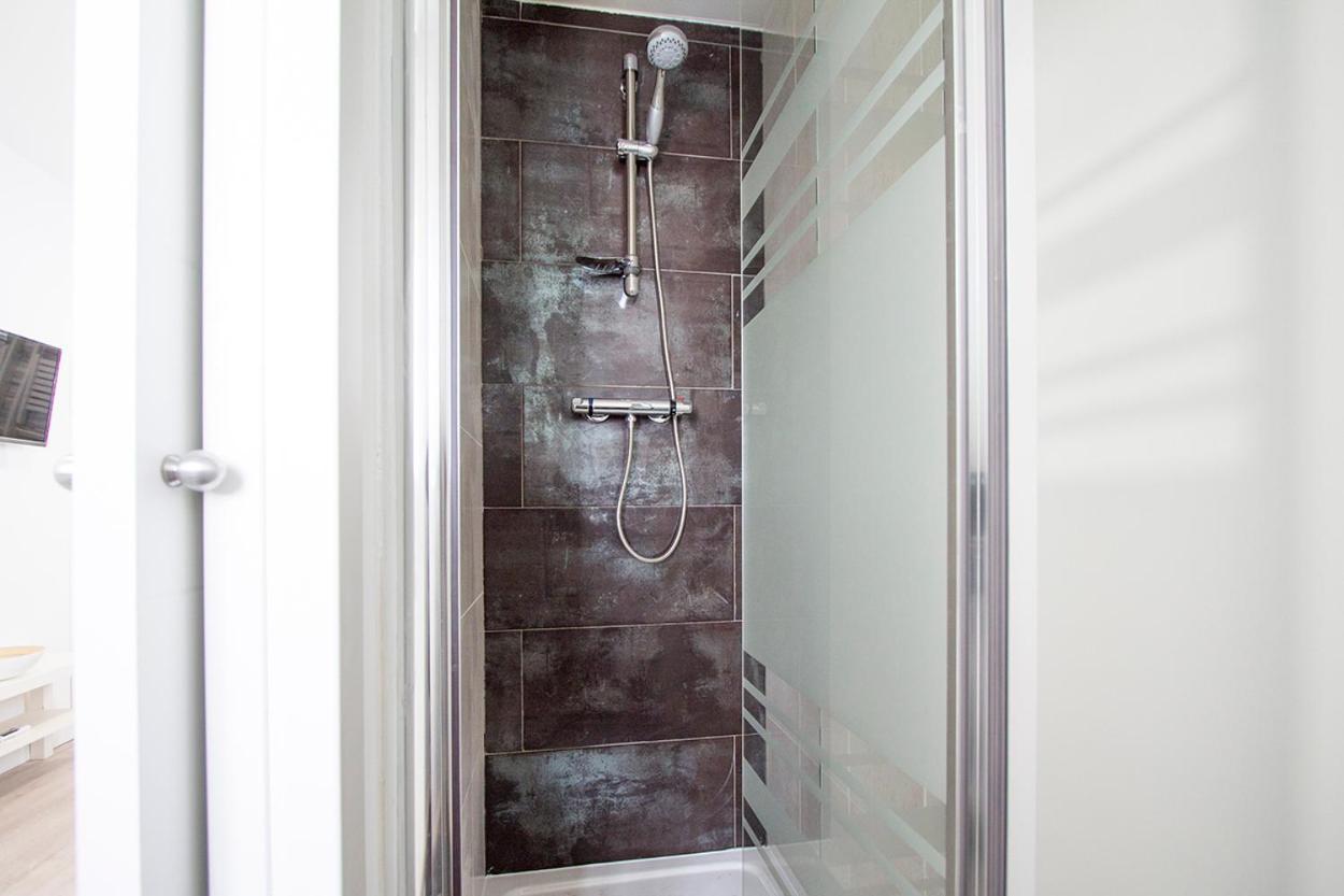 Apartamentos Tetuan Sandino Madrid Luaran gambar