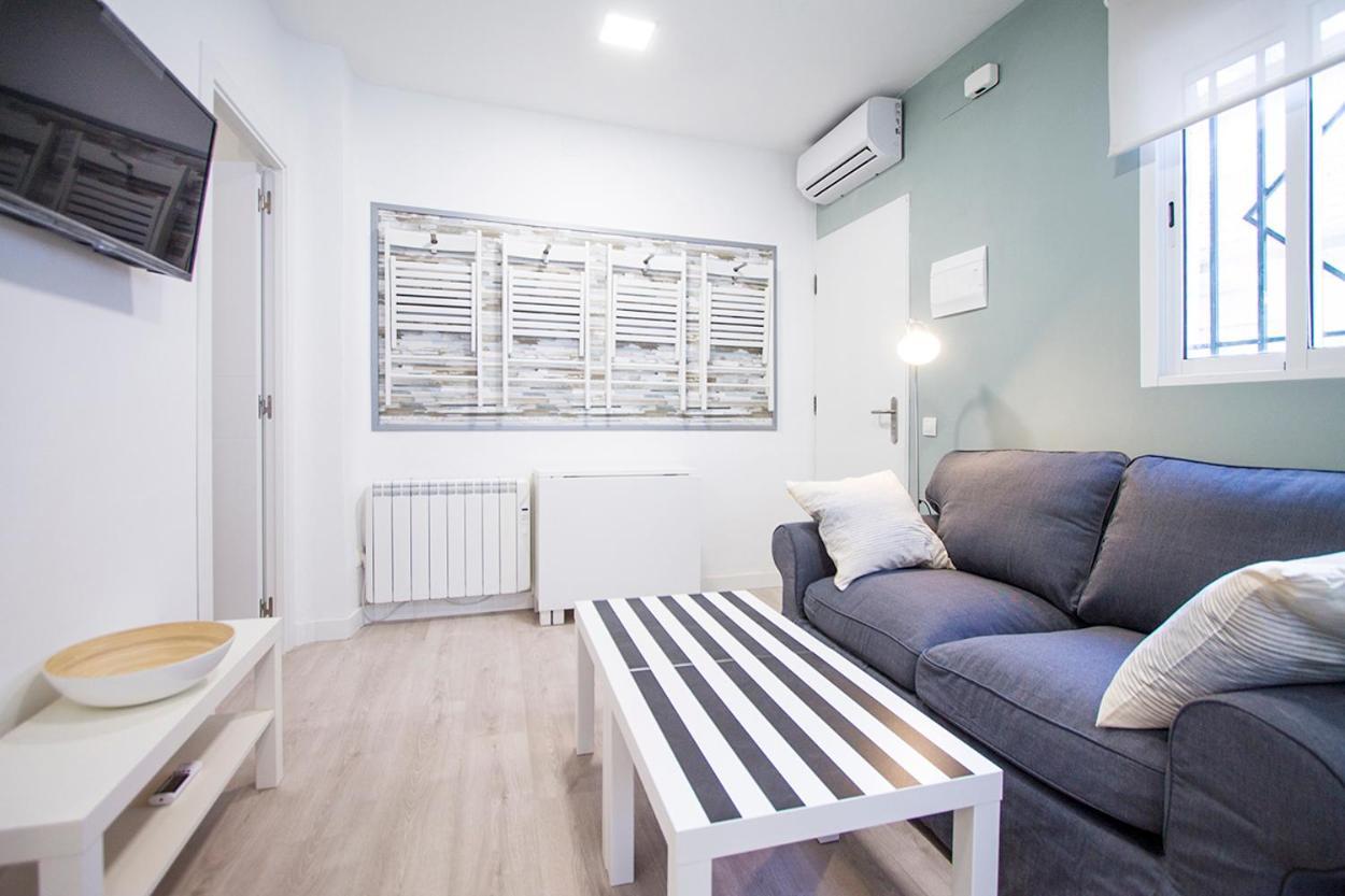 Apartamentos Tetuan Sandino Madrid Luaran gambar