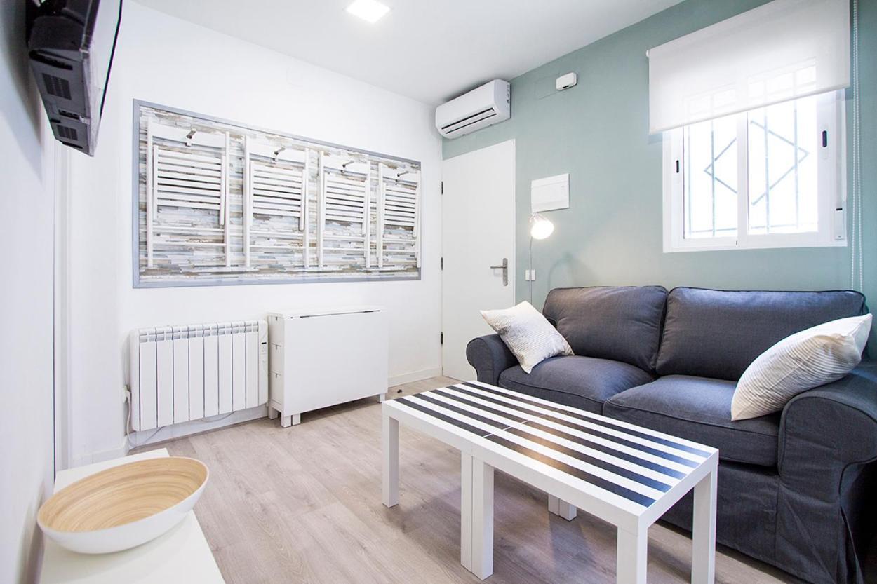 Apartamentos Tetuan Sandino Madrid Luaran gambar