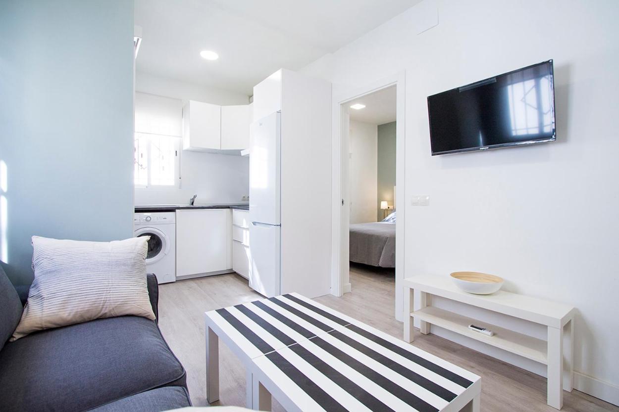 Apartamentos Tetuan Sandino Madrid Luaran gambar