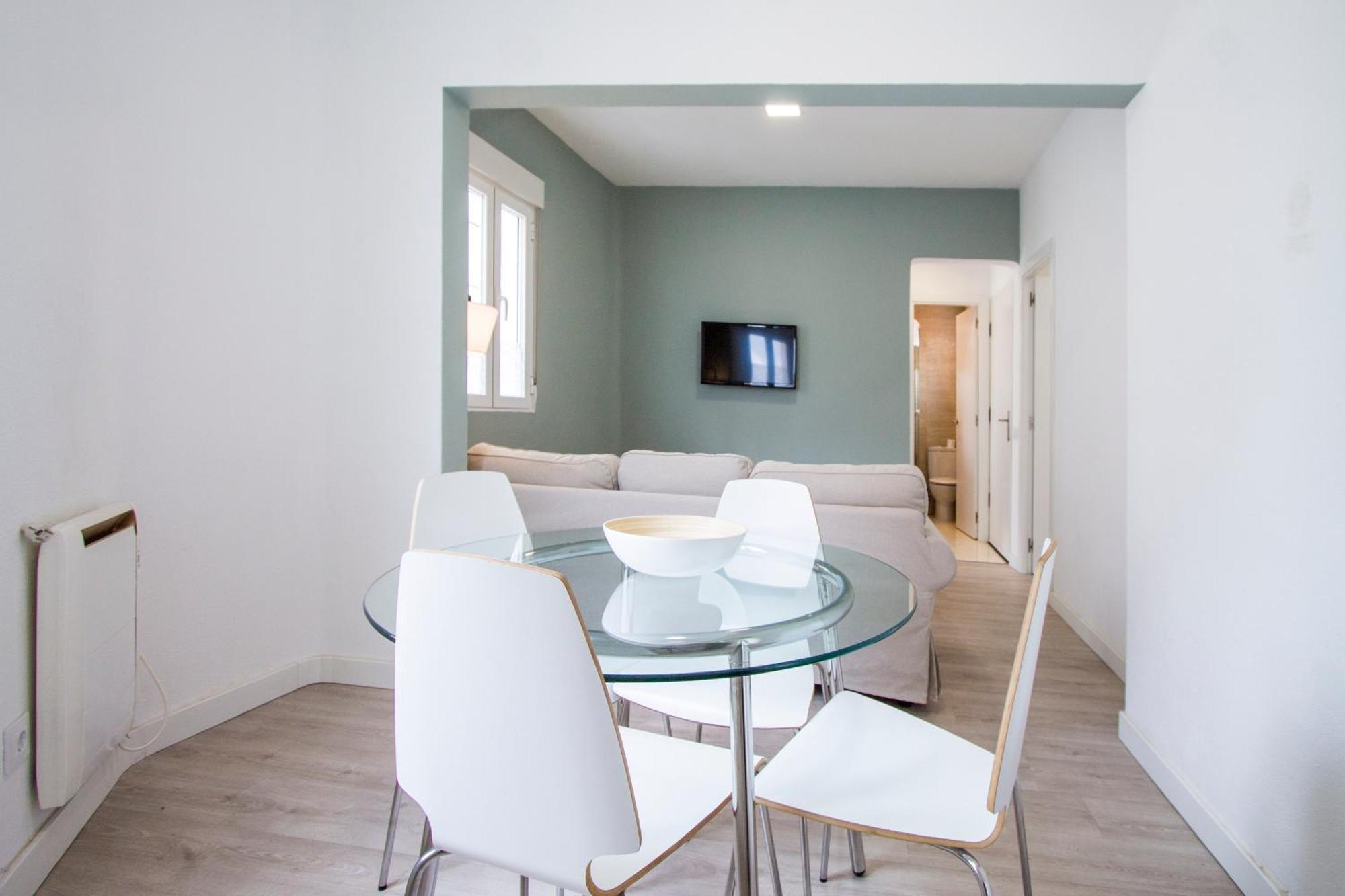 Apartamentos Tetuan Sandino Madrid Luaran gambar