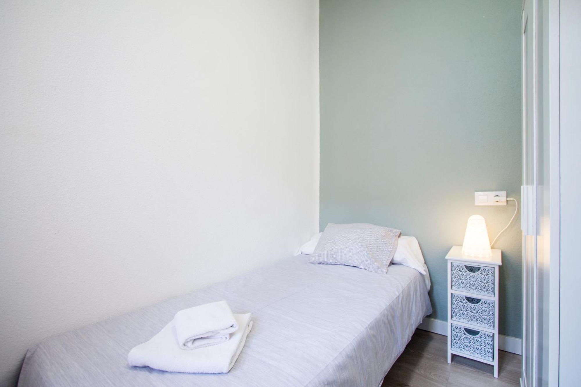Apartamentos Tetuan Sandino Madrid Luaran gambar