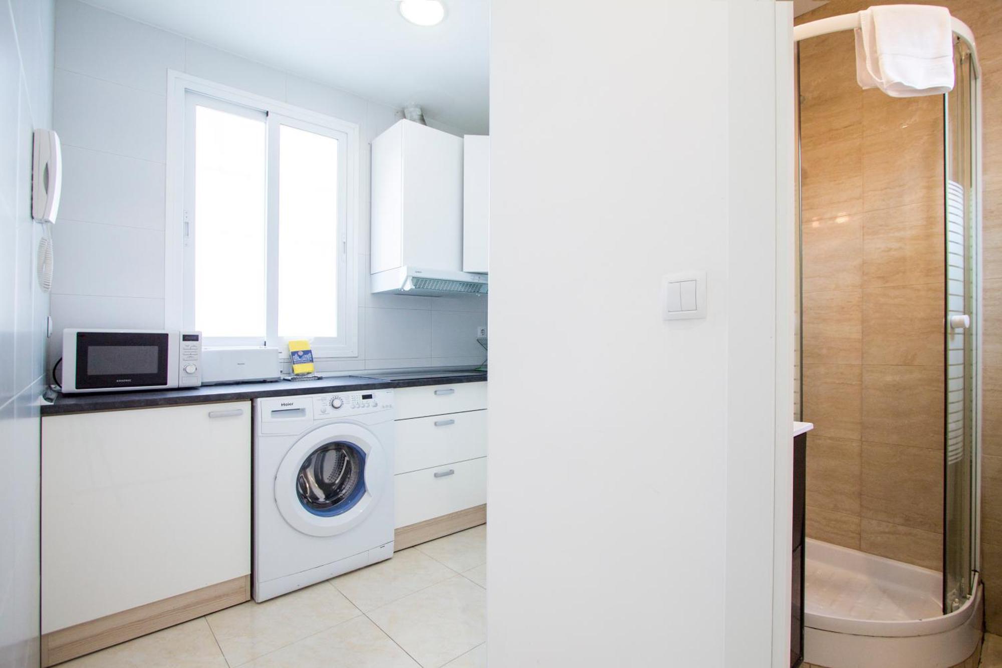 Apartamentos Tetuan Sandino Madrid Luaran gambar