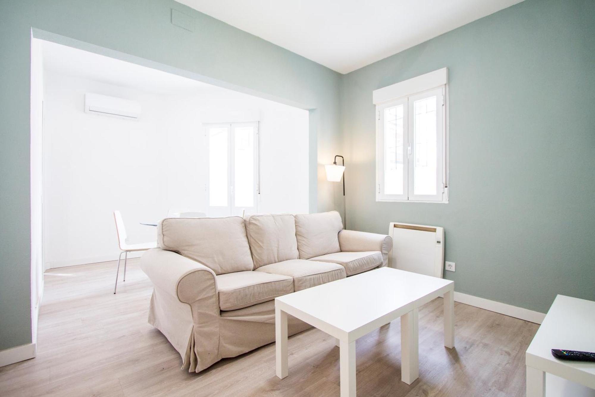 Apartamentos Tetuan Sandino Madrid Luaran gambar